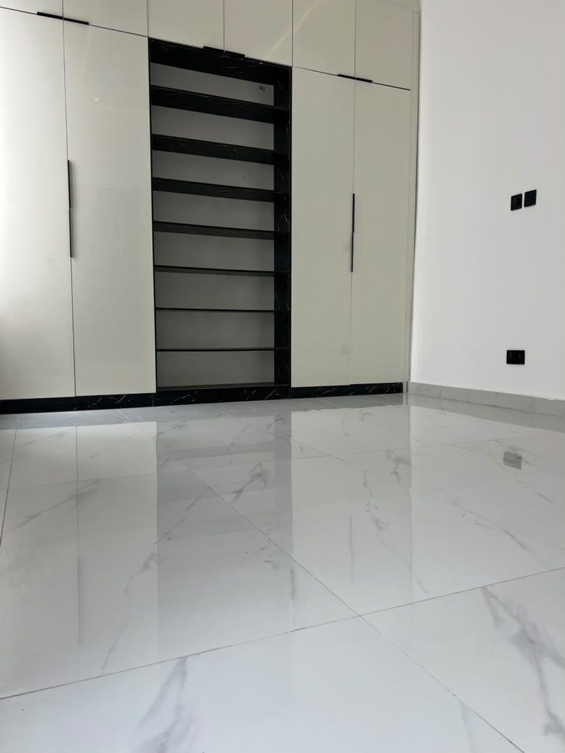 4 bedroom semi-detached duplex, Sangotedo — fully fitted kitchen